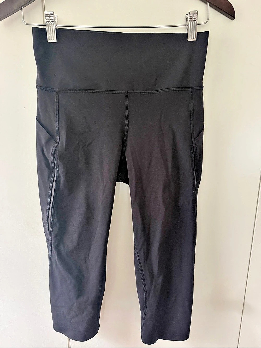 lululemon Fast and Free High-Rise Crop Black Leggings size 6